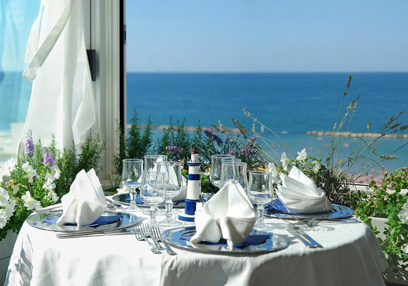 Hotel Maremonti Gabicce Mare Restoran foto